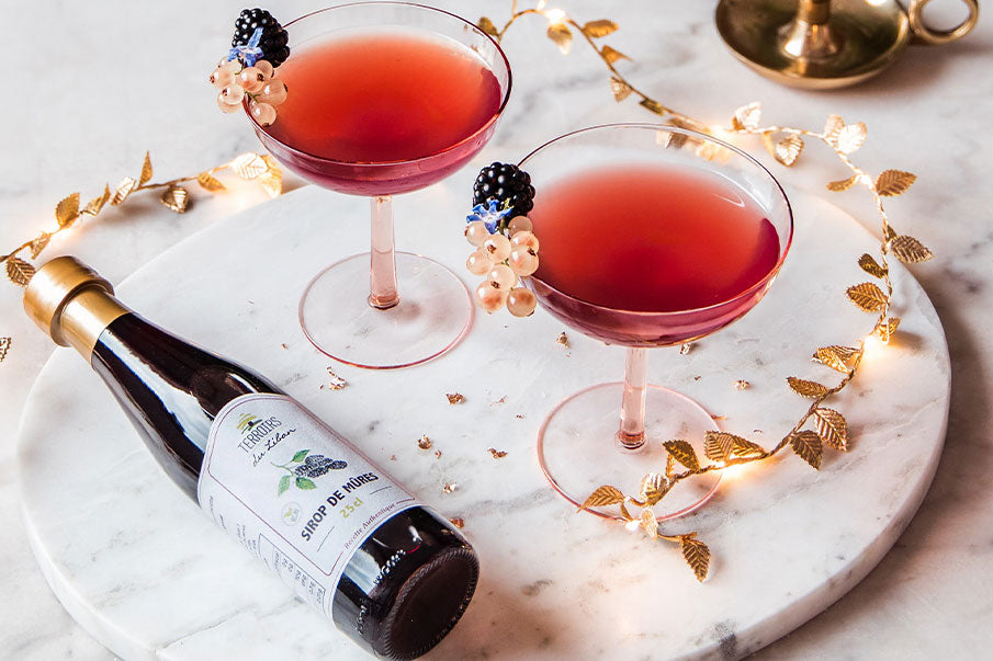 Sparkling Champagne & Mulberry Syrup Cocktail